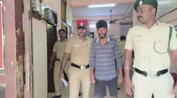 காரைக்காலில் உரிய ஆவணங்கள் எதுவுமின்றி சுற்றித் திரிந்த இலங்கையைச் சேர்ந்த இளைஞரை கைது செய்த போலீசார்