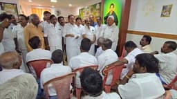 தீவிரவாதிகளால் காஷ்மீரில் இதுவரை 40,000 பேர் உயிரிழப்பு - தம்பிதுரை