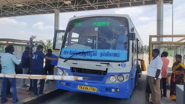 சுங்கக் கட்டண பாக்கி.. ஆக.15-க்குள் செலுத்த முடிவு - தமிழக அரசு