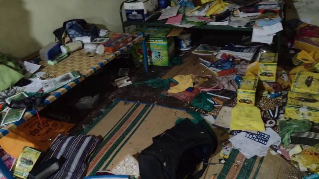 மணப்பாறை அருகே வீட்டிலிருந்தவர்களை கட்டி போட்டு கத்திமுனையில் 9 பவுன் நகைகள் கொள்ளை
