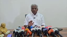 எத்தனை தொழிற்சாலைகள் திமுக ஆட்சியில் கொண்டு வரப்பட்டு உள்ளது..? - கே.பி.முனுசாமி கேள்வி